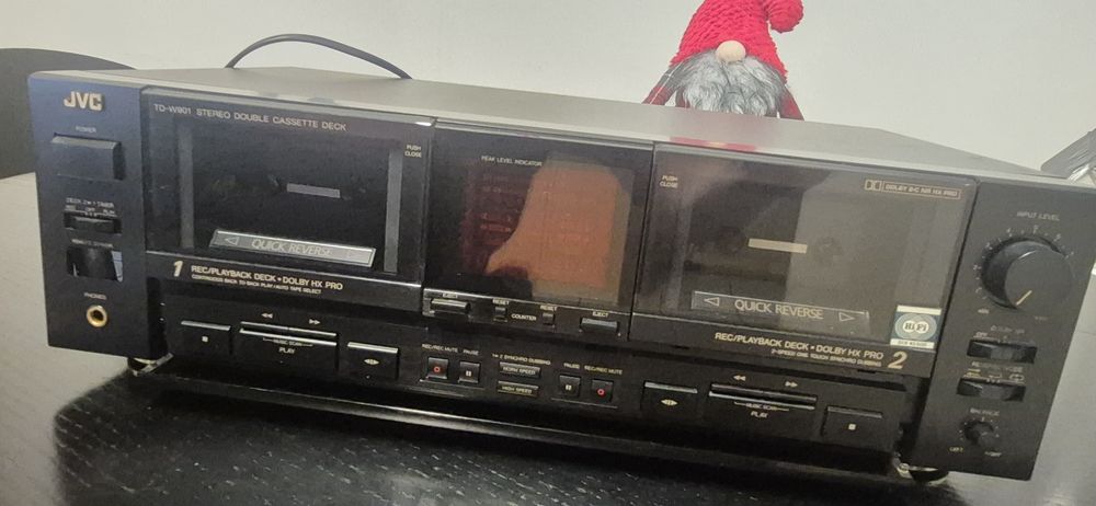 Magnetofon  JVC  TD  W  901