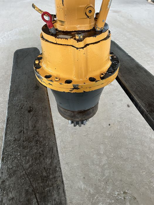 Reduktor obrotu liebherr SAT 275/235 do koparki Liebherr 914