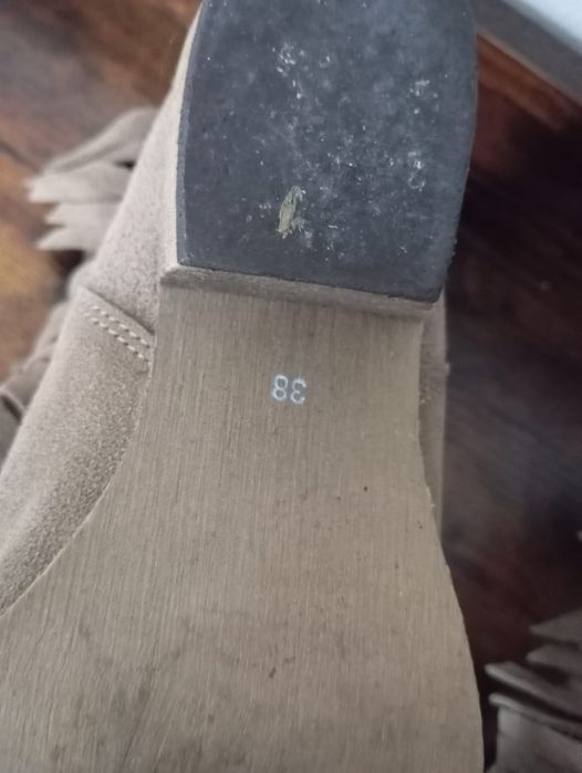 Buty damskie w stylu indiańskim r. 38