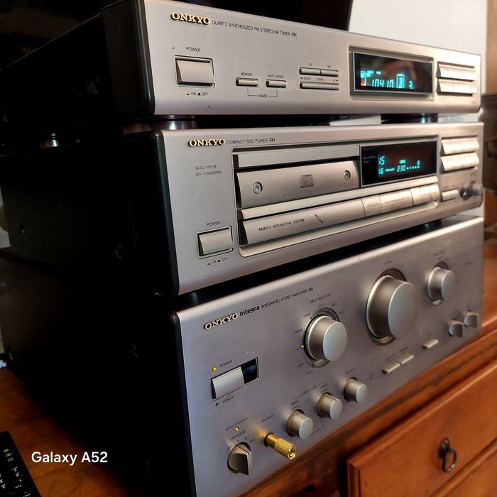 Wieża onkyo . Wzmacniacz a-807 /8850