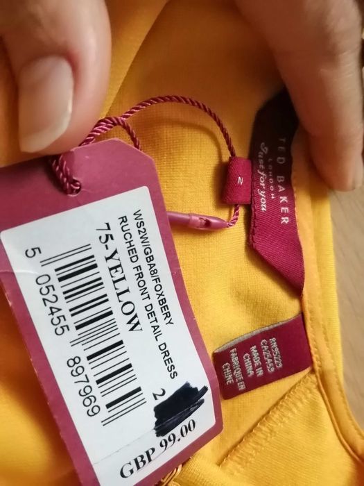 Piękna wyszczuplająca sukienka Ted Baker roz. M-L