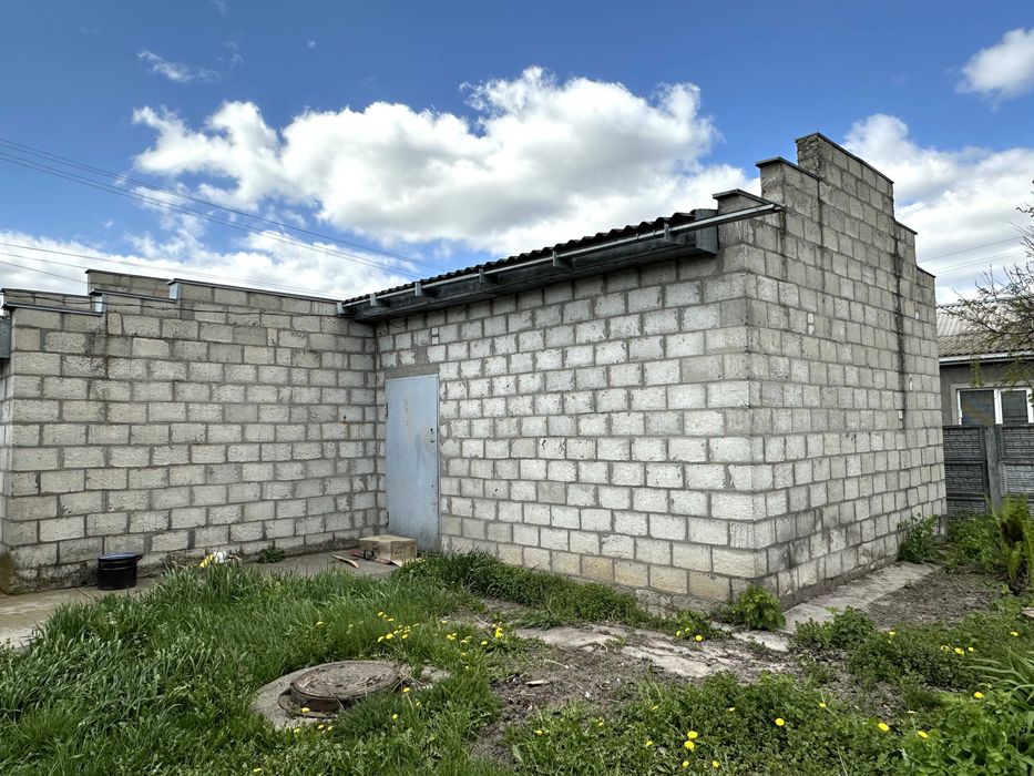 Продам дім 91 м2 , ділянка 0,15 га з великим гаражем в с. Манжосівка