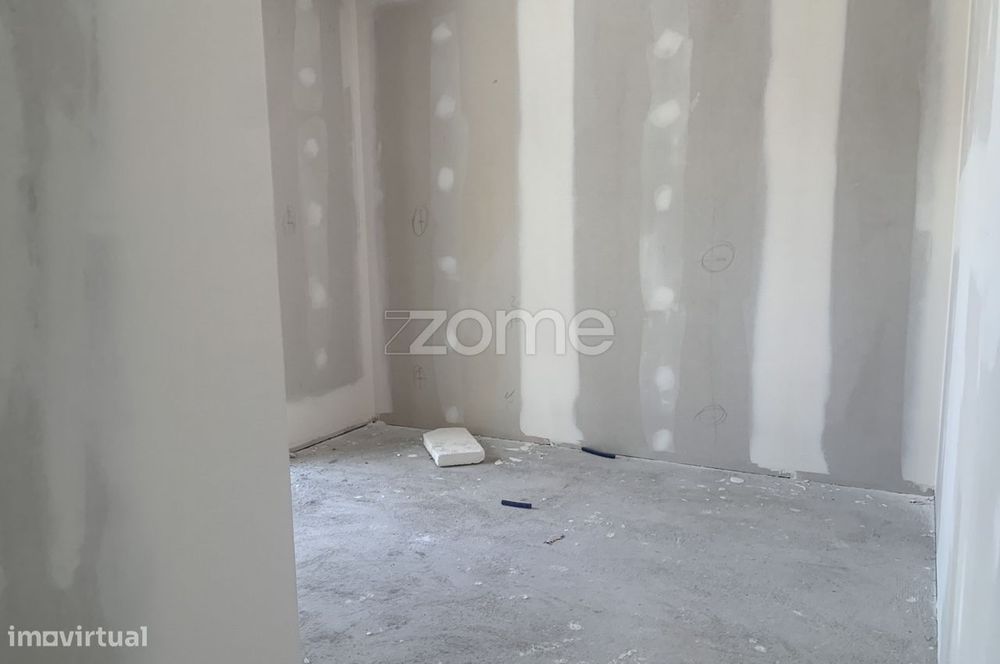 Apartamento T3 Novo com Terraço – A 2 Minutos da Cidade