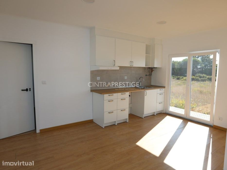 Arrendamento de Casa T1 - Pernigem / S. joão Lampas