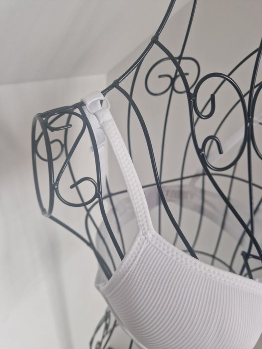 Biustonosz biały 80B