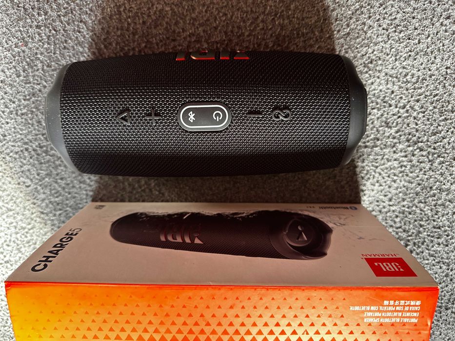 Портативна акустика JBL Charge 5 Black