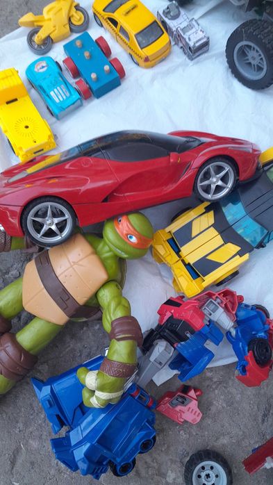 Детские игрушки трансформеры.