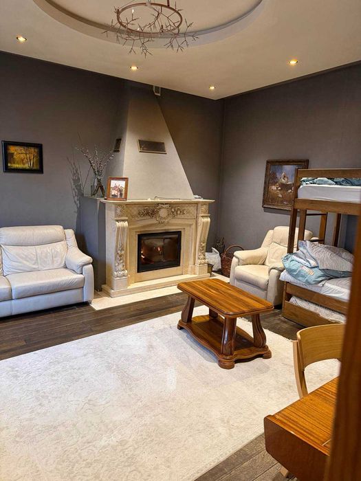 Продаж будинку в центрі міста Тячів