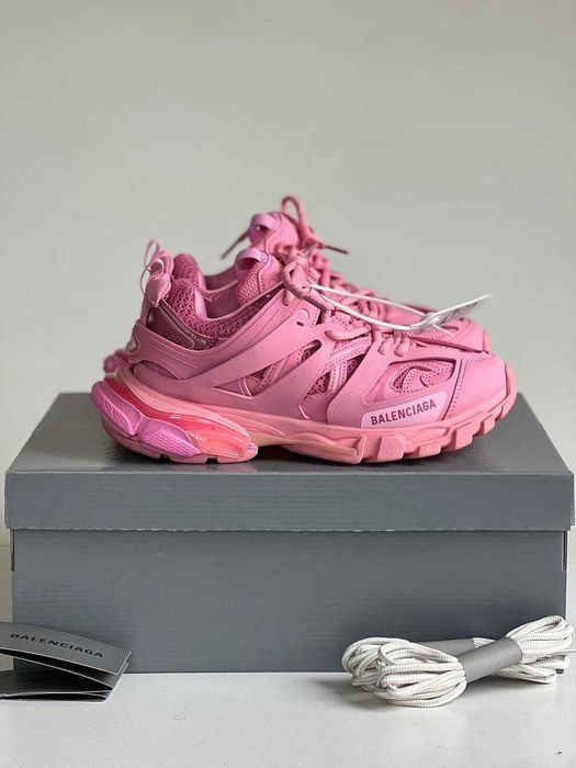 Женские кроссовки Balenciaga Track 3.0 Pink Premium. Размеры 36-41