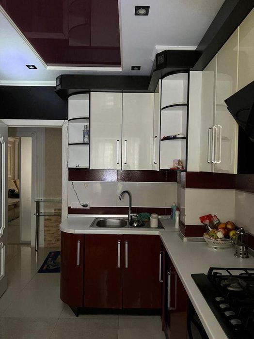 4-к, Євроремонт, меблі та техніка, утеплена, 100м2, Сади