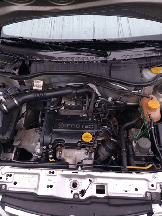 Opel Corsa C 1.0 (com avaria)