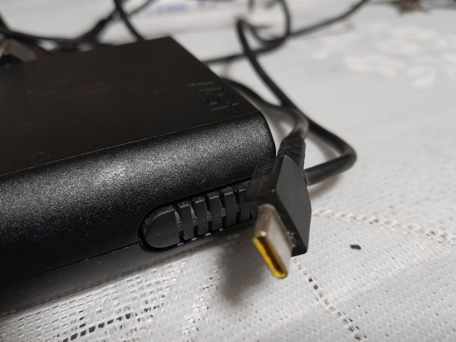 Carreguedor Lenovo ponta amarela 45w