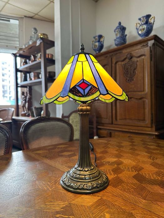Настільна лампа торшер в стилі Тіффані настольный светильник 6983