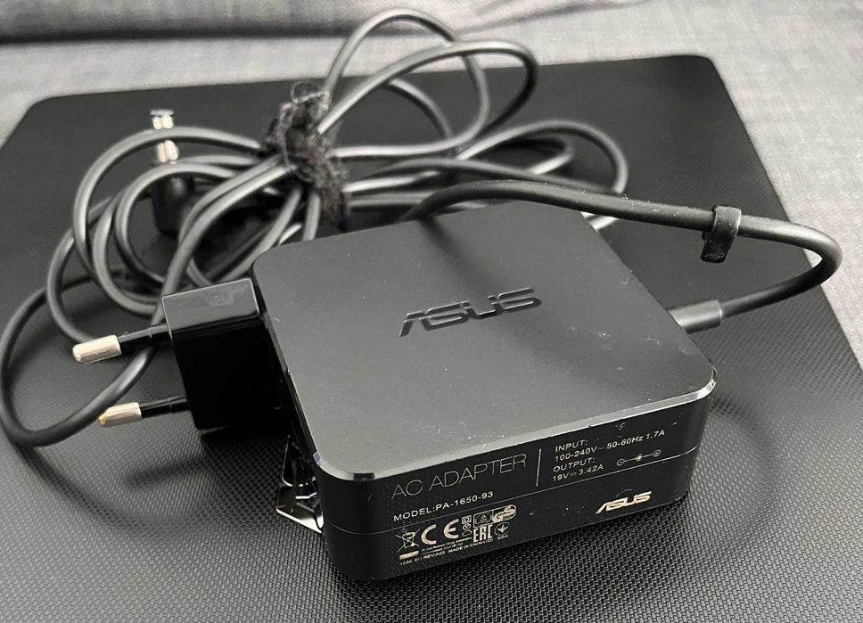 Portátil ASUS X552M