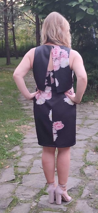 Elegancka sukienka ciążowa Asos 36