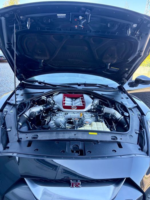 Nissan GT-R 3.8 V6 Black Edition