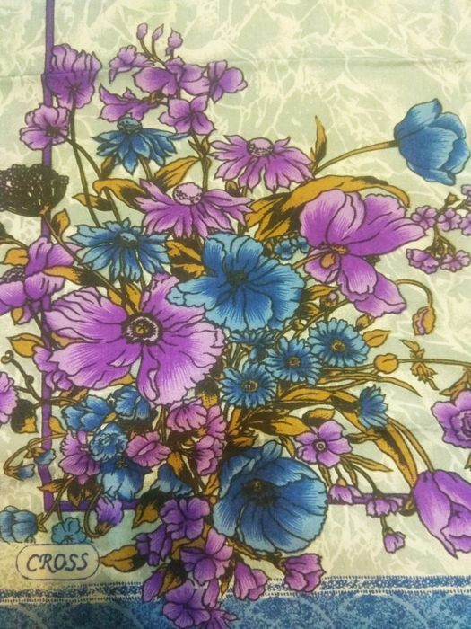 Cross Chusta w kwiaty