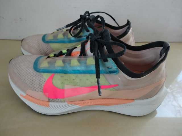 Buty NIKE ZOOM FLY 3 PREMIUM roz 38,5 Bieganie Sportowe Adidasy