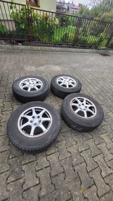 Felgi aluminiowe ANZIO 16" 5x114,3 ET38 + opony zimowe Mitsubishi ASX