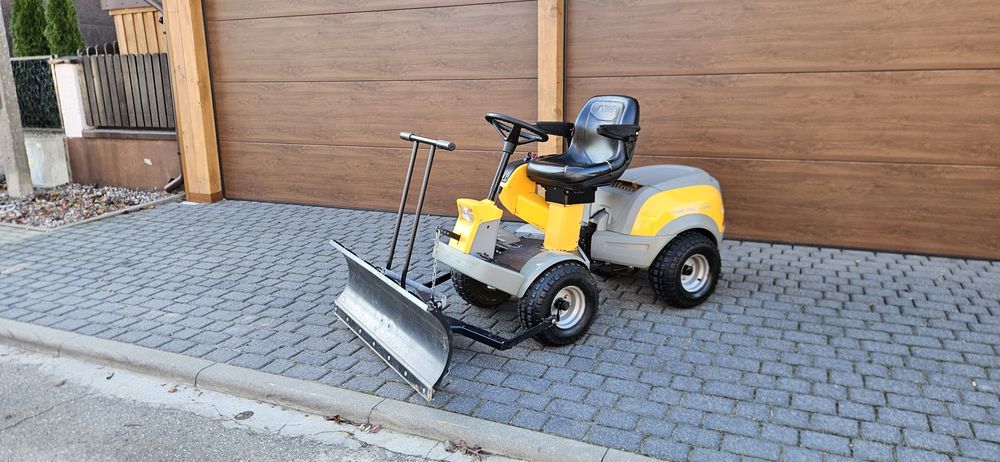 Traktorek kosiarka stiga 4x4 pro park pług do śniegu