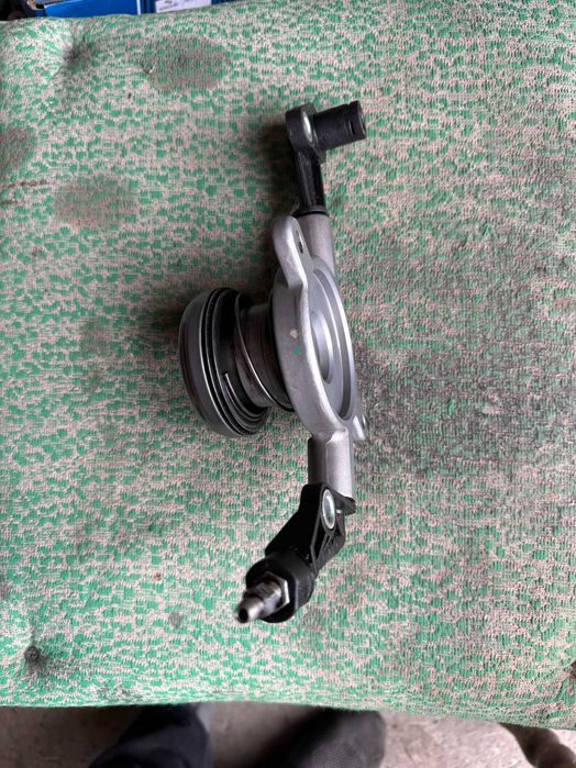 Выжимной подшипник Sprinter 906