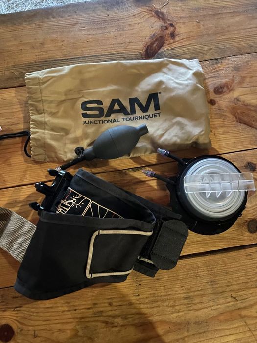 Вузловий турнікет SAM Junctional Tourniquet