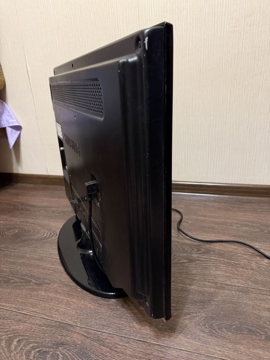 Телевізор Samsung LE32C450 32" LCD HD HDMI USB VGA