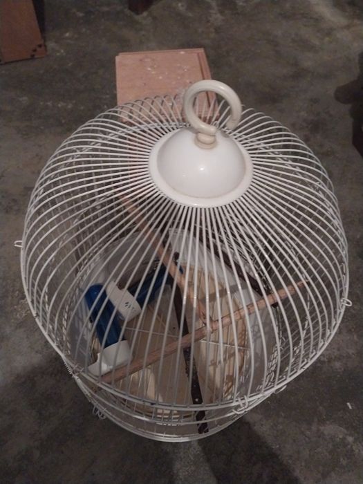 Gaiola para pássaro