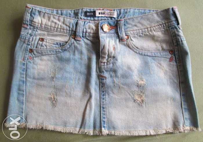 wyjątkowa spódniczka jeans firmy Bershka