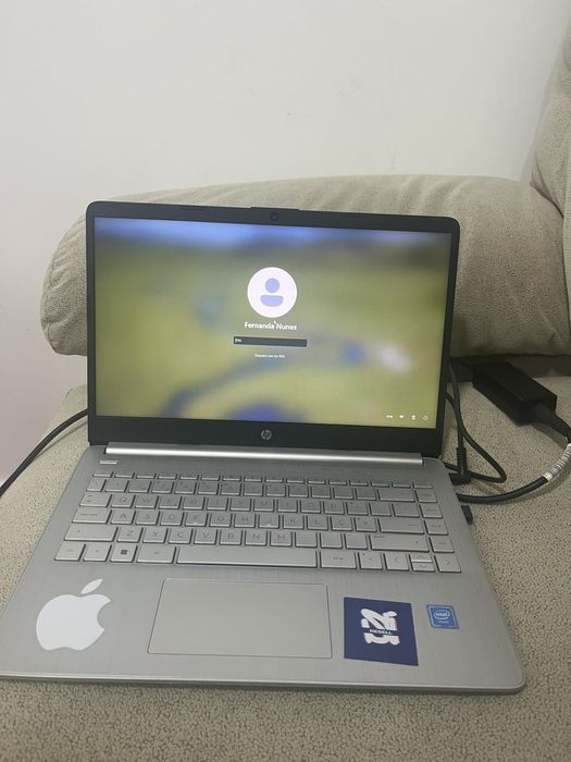 Notebook HP 14s - Intel - Windows 10 - Usado