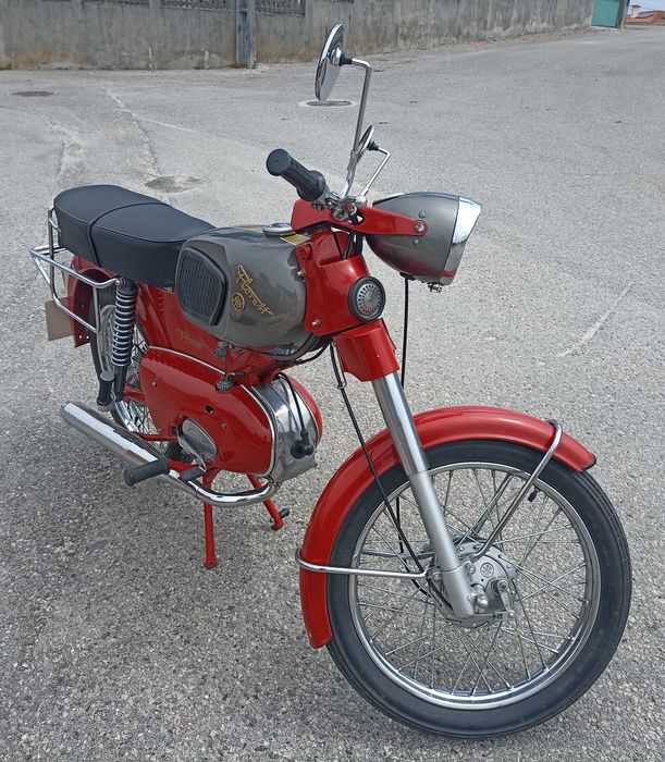 Vendo motorizada "Kreidler Floret'/restaurada faz 4 Anos!