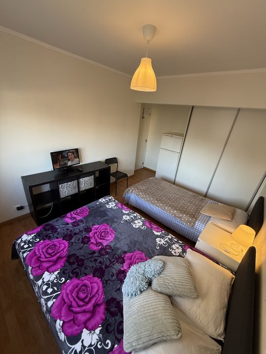 Arrenda-se quarto em Odivelas 5 min da estação