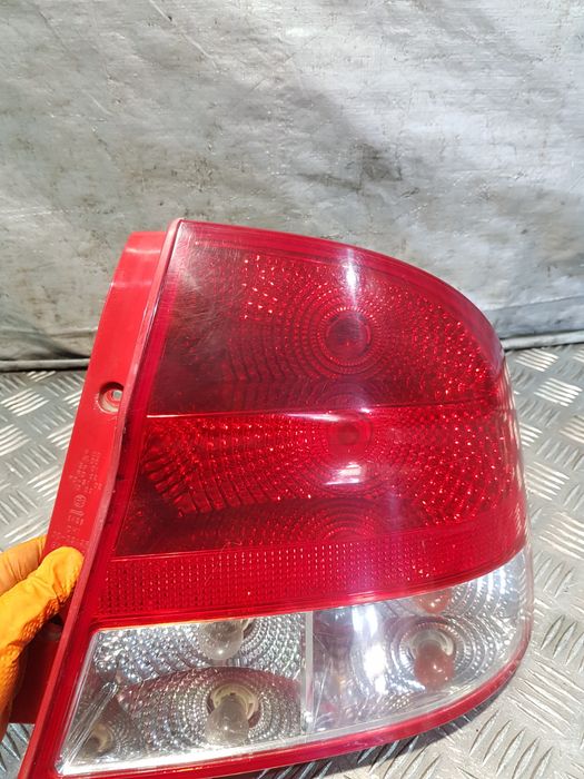 Lampa Prawa Tył Chevrolet Aveo T250 Sedan 08R- Europa