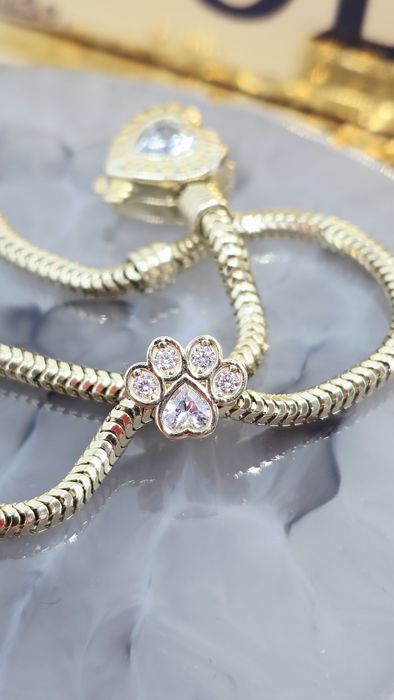 Złoty charms łapka psia kocia próba 585 14k