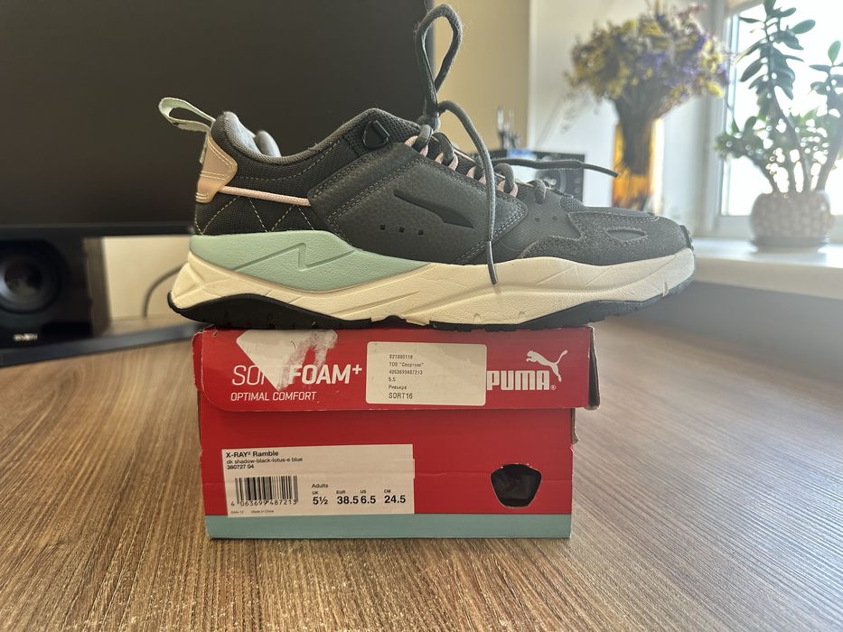 Кроссівки жіночі Puma, розмір 38,5, б/в