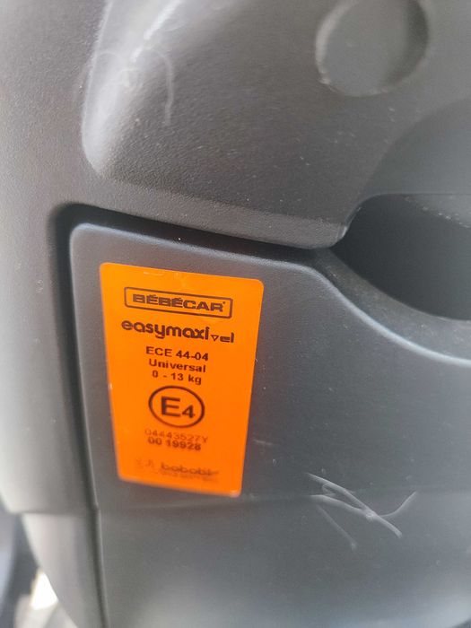 Cadeira/Ovinho de transporte p/ recem-nascido/bebé - Bebecar c/ EasyLo