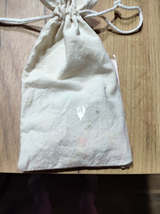 Box zestaw breloczek i bransoletka. Niespodzianka