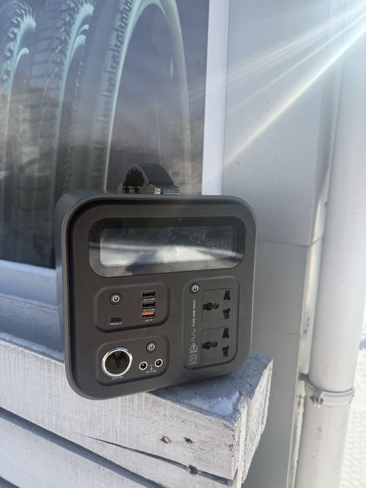 Зарядна станція flashfish ua550 600w 550 вт/г