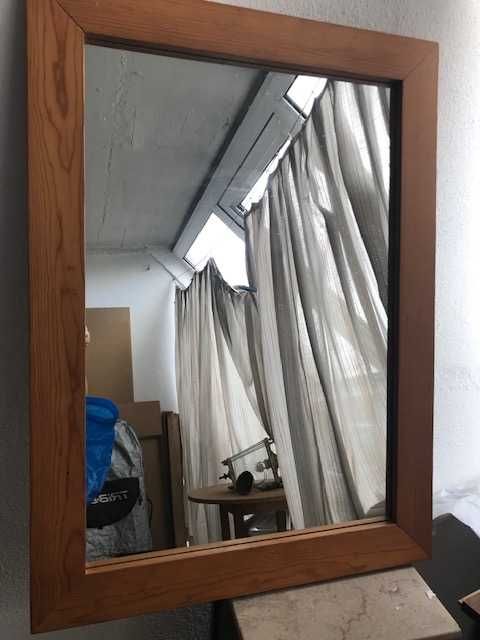 Espelho em madeira maciça Pinho