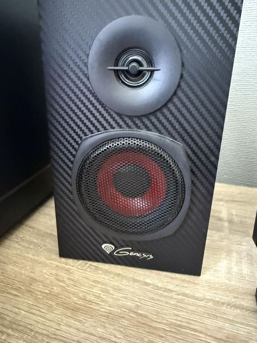 Sprzedam w pełni sprawny zestaw komputerowy (komputer + monitor)