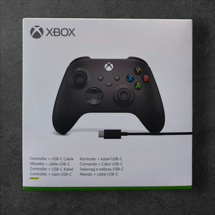 Zestaw Xbox One S + 3 pady + 2 gry + stacja ładująca