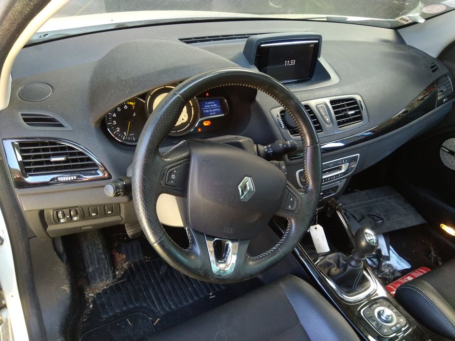 RENAULT MEGANE III Hatchback - 2015 - Para Peças