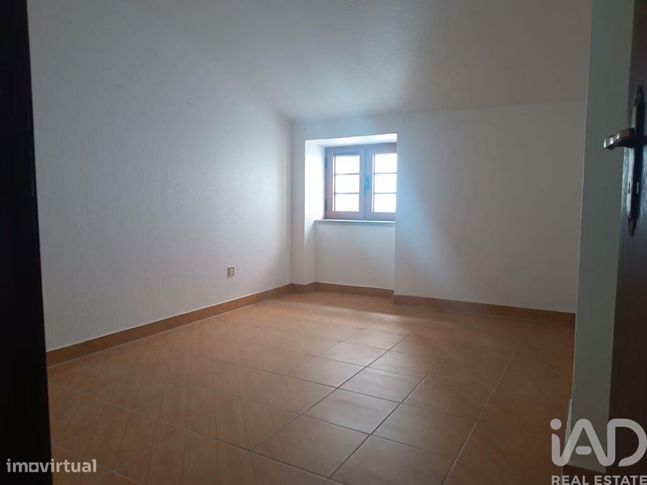 Moradia geminada T4 em Trancoso e Souto Maior de 108 m2