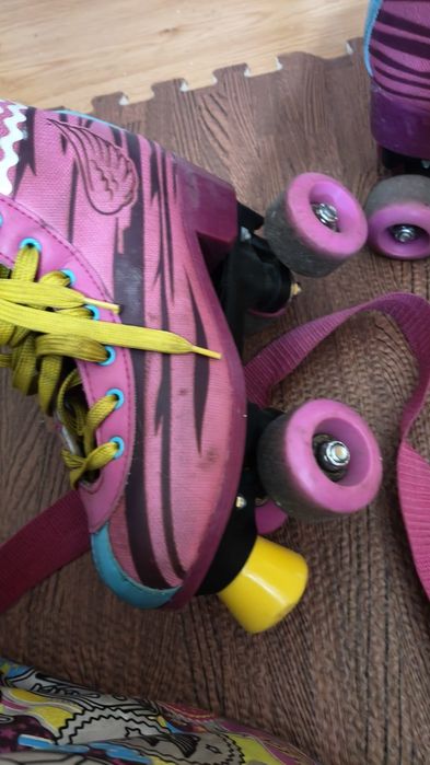 Dois pares Skates sou luna  n 36