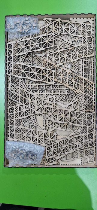 3D-пазл "Ейфелева вежа" висота 1 м, ширина 38х38 см, 168 деталей