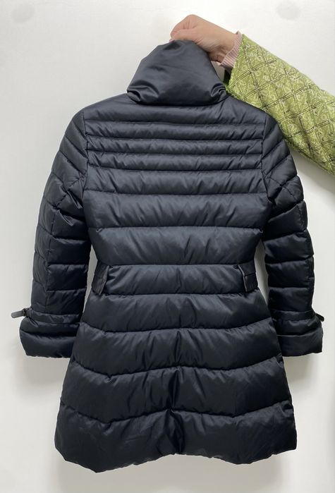 Жіночий пуховик S