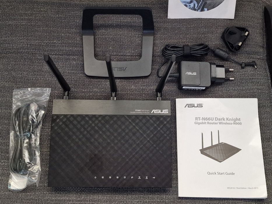Modem Router Wi-Fi Asus RT-N66U N900 Dark Knight Dual Band 802.11