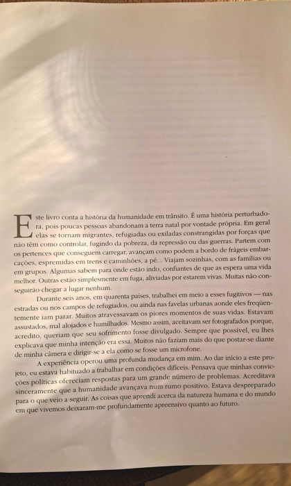 Livro "ÊXODOS" - Sebastião Salgado (Edição Original Caminho, 2000)