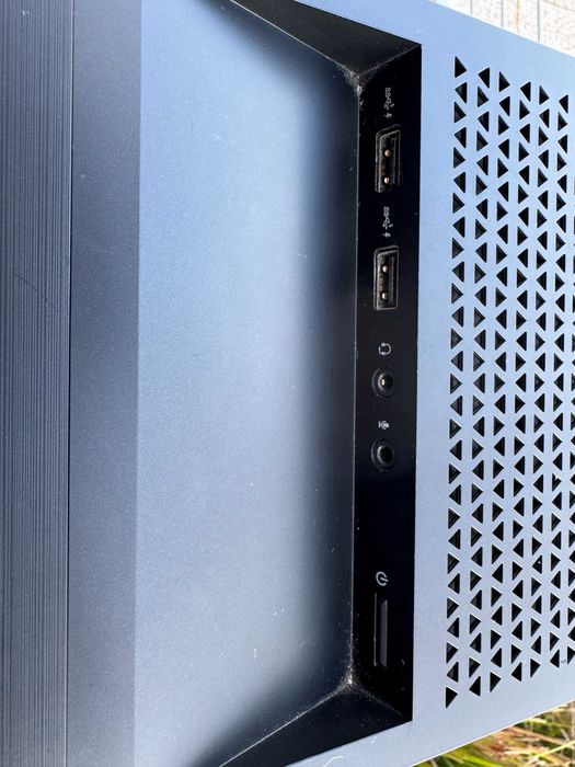Caixa Gaming HP OMEN 25L + Fonte Cooler Master 600W