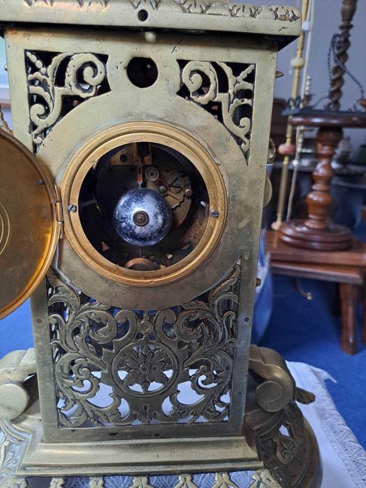 zegar mosiężny kominkowy sygnowany